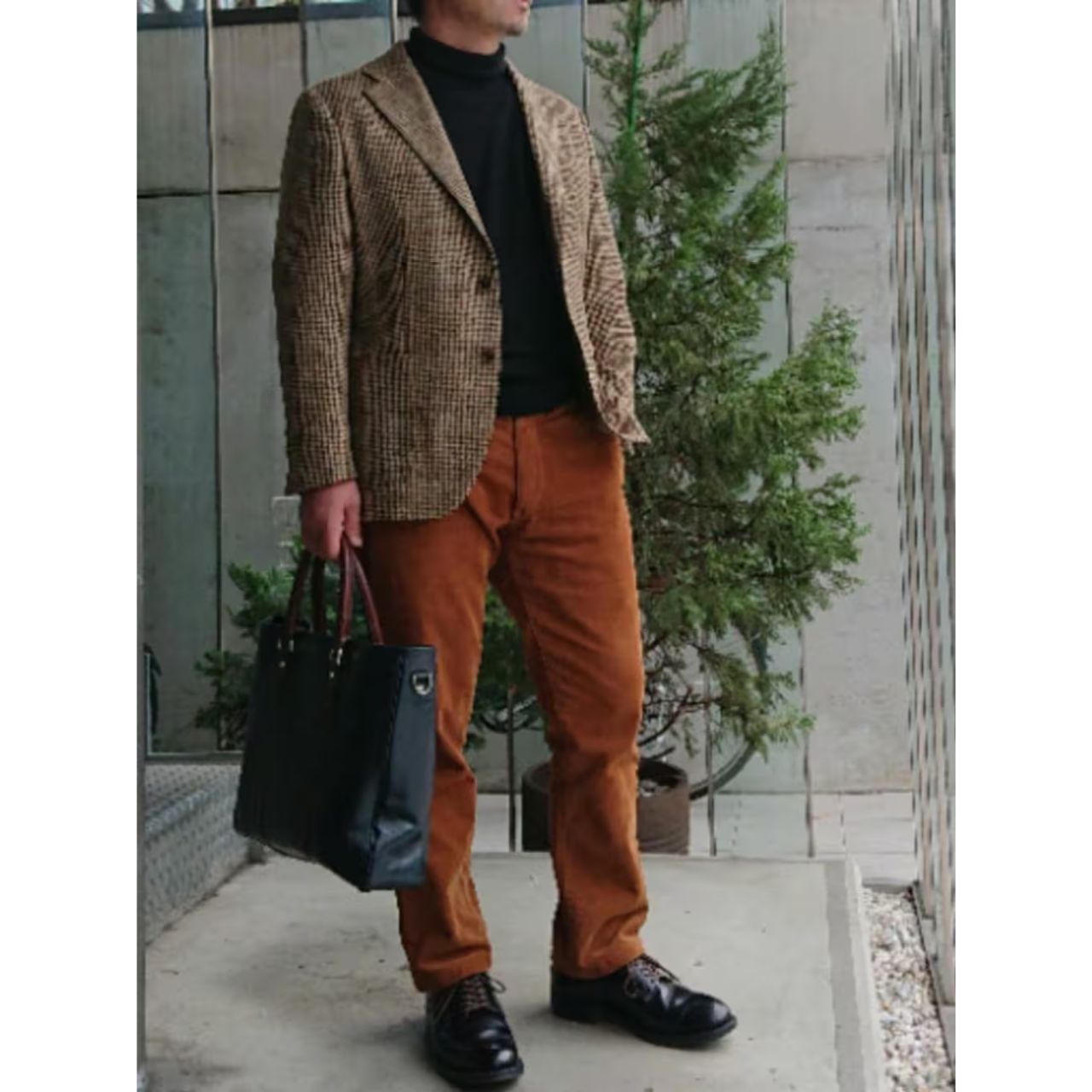 40代男性のトートバッグのダサくないおしゃれなコーディネート例