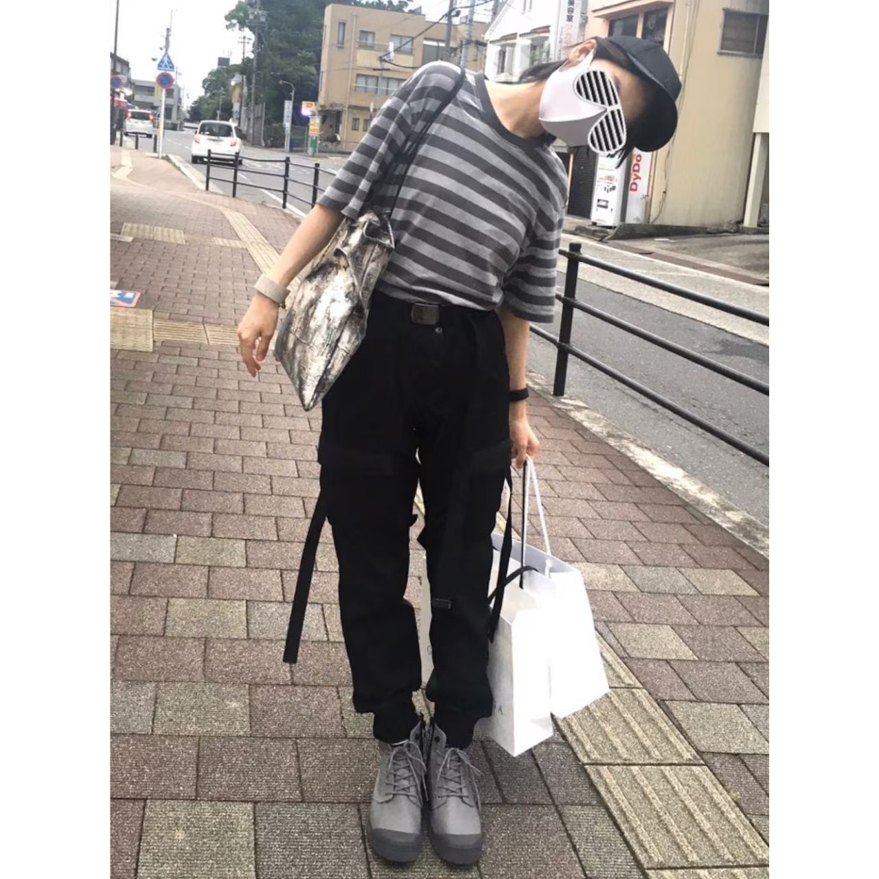 レディースのボーラー（BALR.）のキャップのダサくないおしゃれなコーディネート例