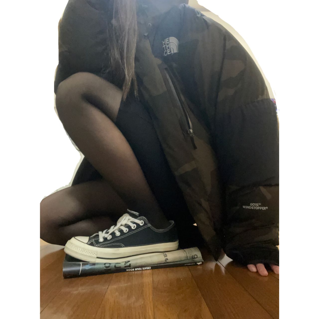 レディースのバルトロの迷彩服のダサくないおしゃれなコーディネート例
