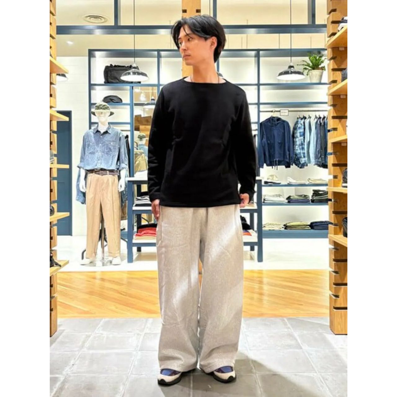 メンズのボートネックのダサくないおしゃれなコーディネート例
