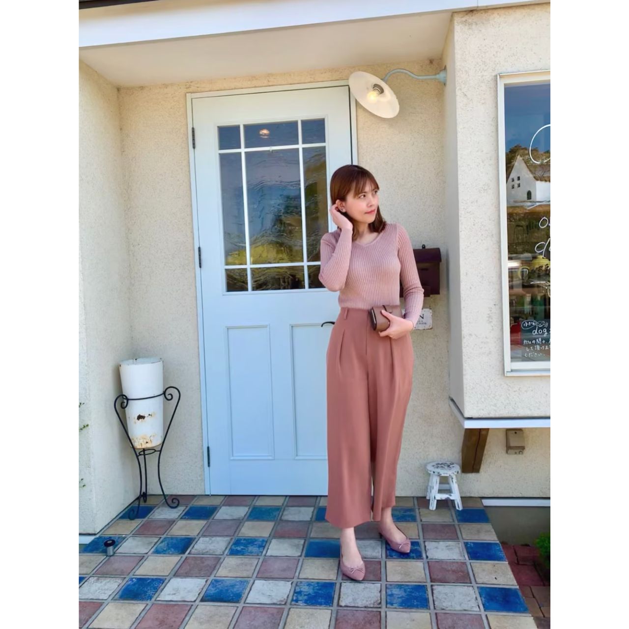 レディースのCOACHの財布のダサくないおしゃれなコーディネート例