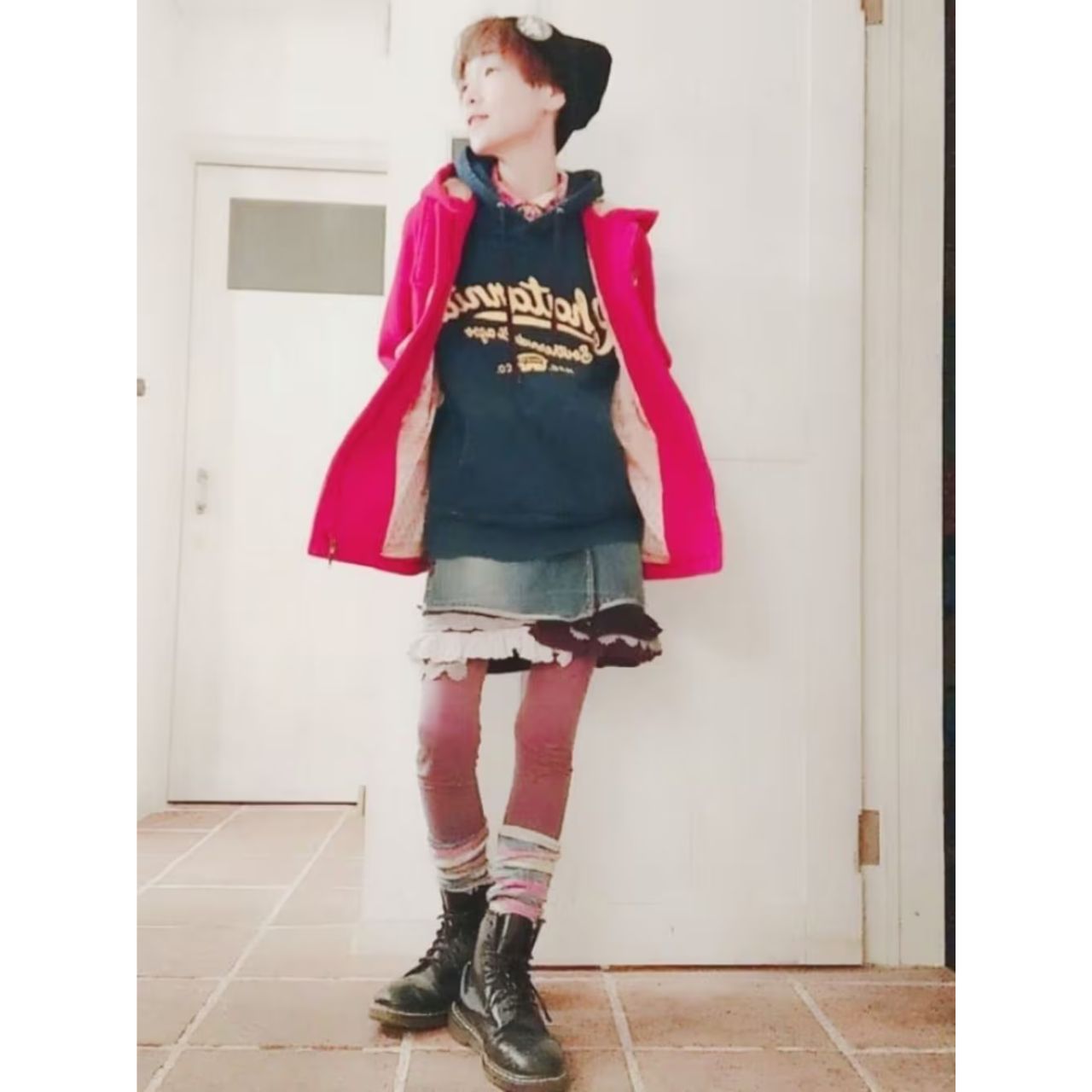 レディースのダブルパーカーのダサくないおしゃれなコーディネート例
