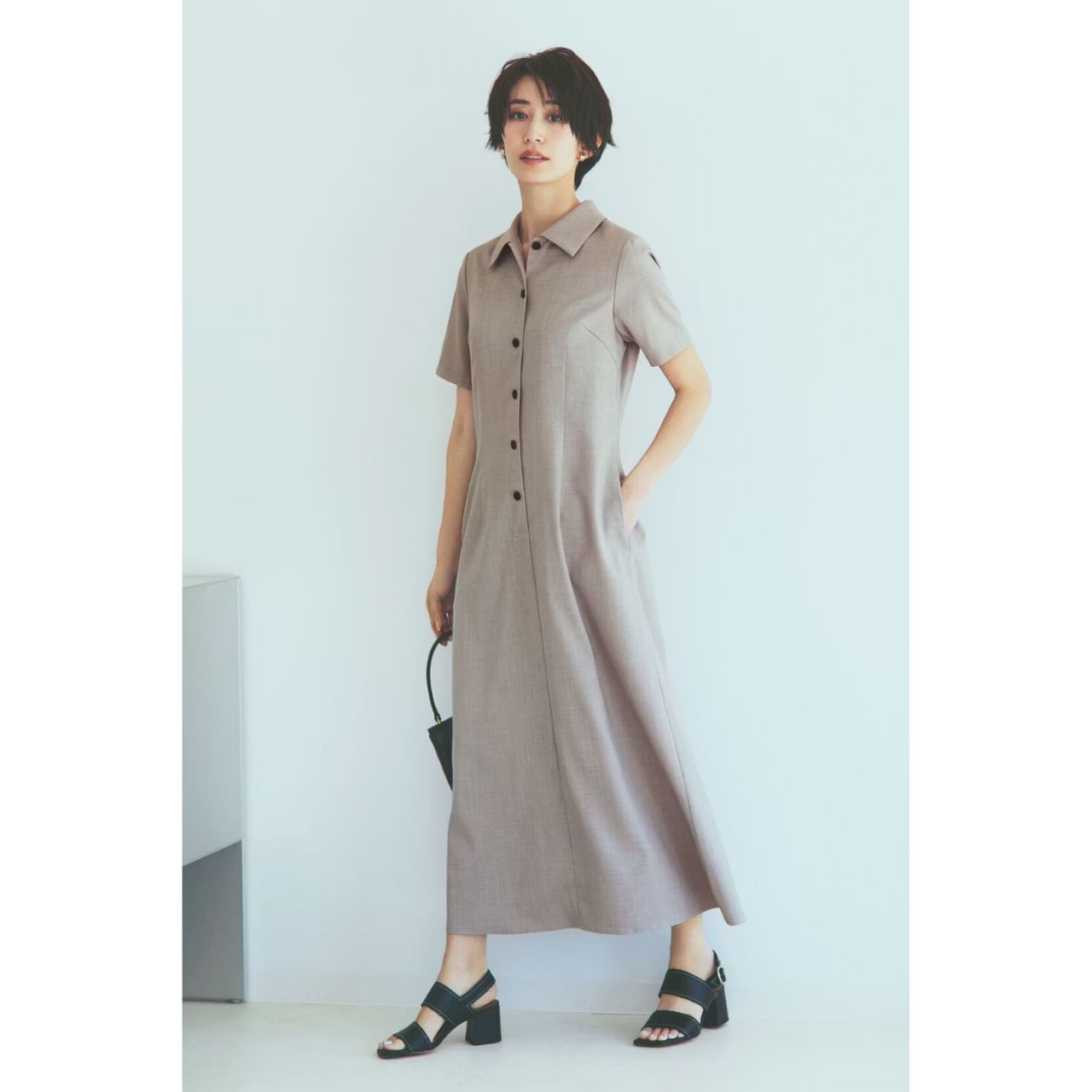 レディースのフェリシモの服のおしゃれなコーディネート例