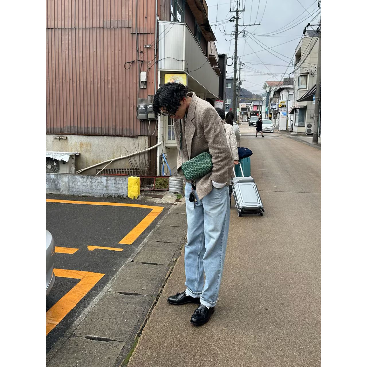 メンズのゴヤールのバッグのダサくないおしゃれなコーディネート例
