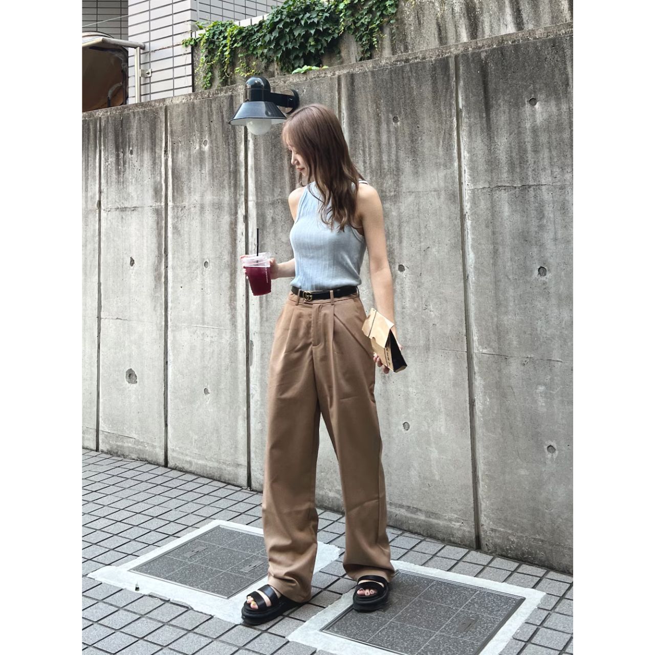レディースのGucciのベルトのおしゃれなコーディネート例