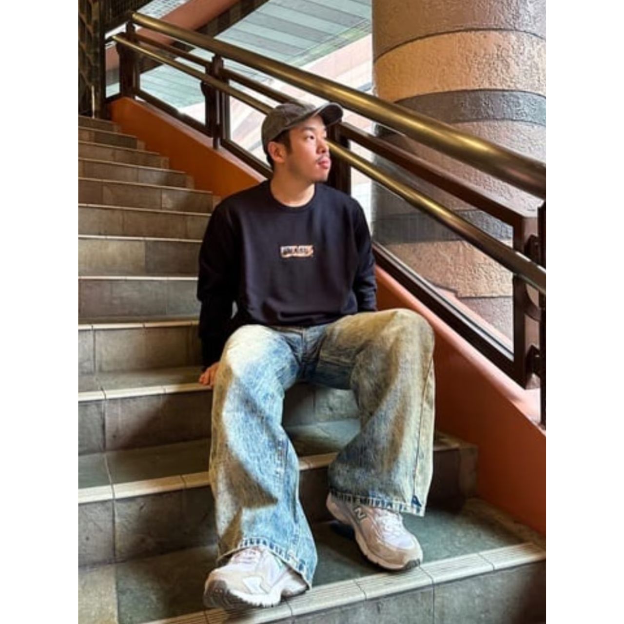 メンズのGUESSのキャップのダサくないおしゃれなコーディネート例