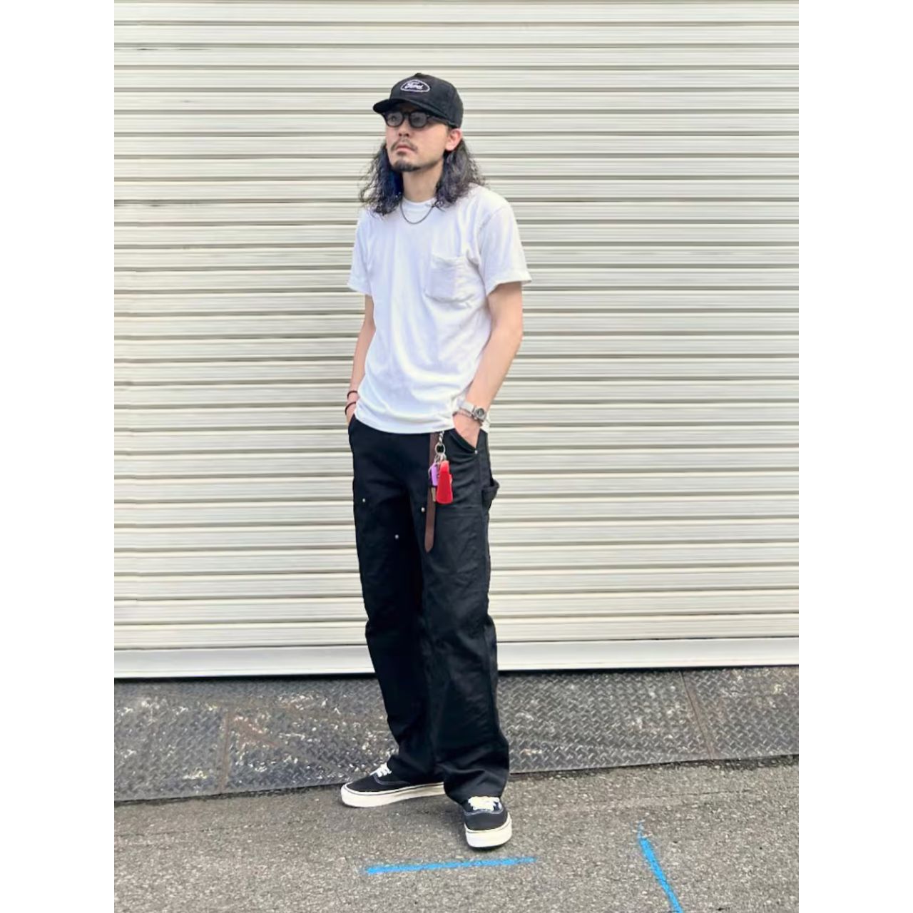 メンズのヘインズのTシャツのダサくないおしゃれなコーディネート例