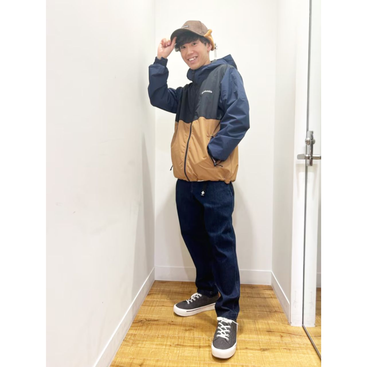 メンズのフード付きのアウターのダサくないおしゃれなコーディネート例
