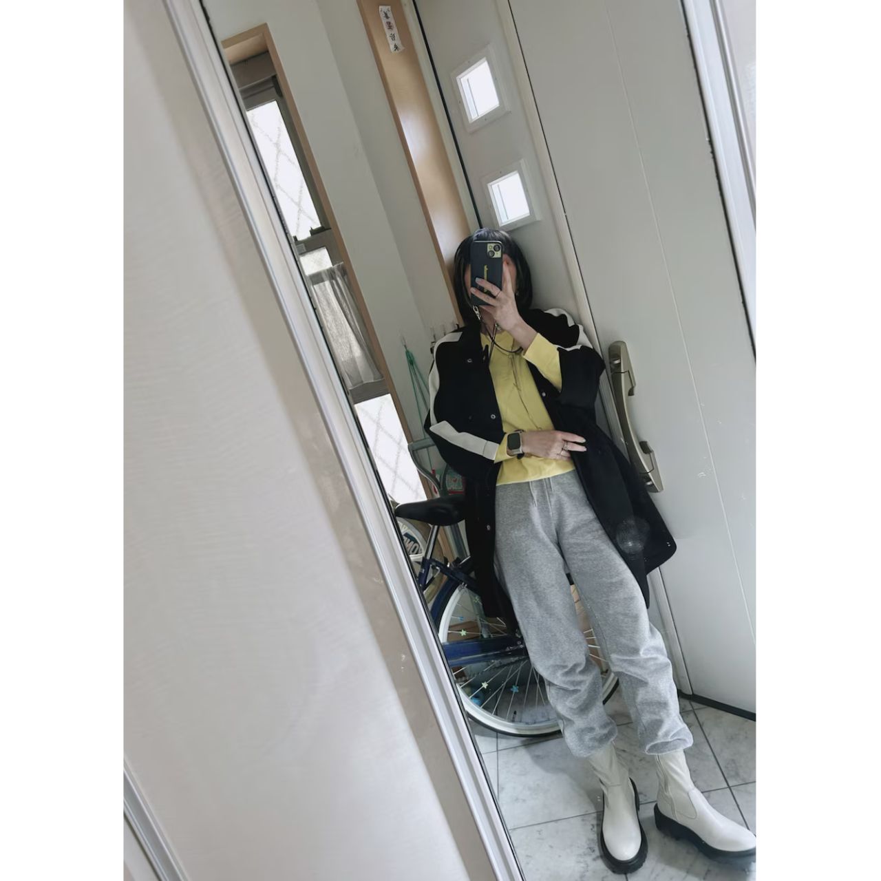 レディースのハイドロゲンのダサくないおしゃれなコーディネート例