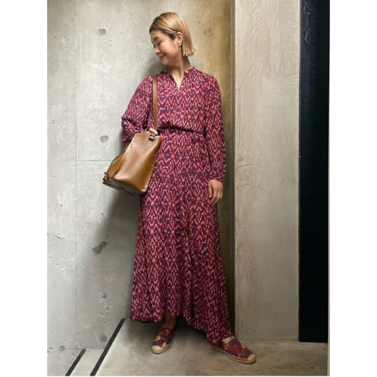 レディースのイザベルマランのバッグ・服のダサくないおしゃれなコーディネート例