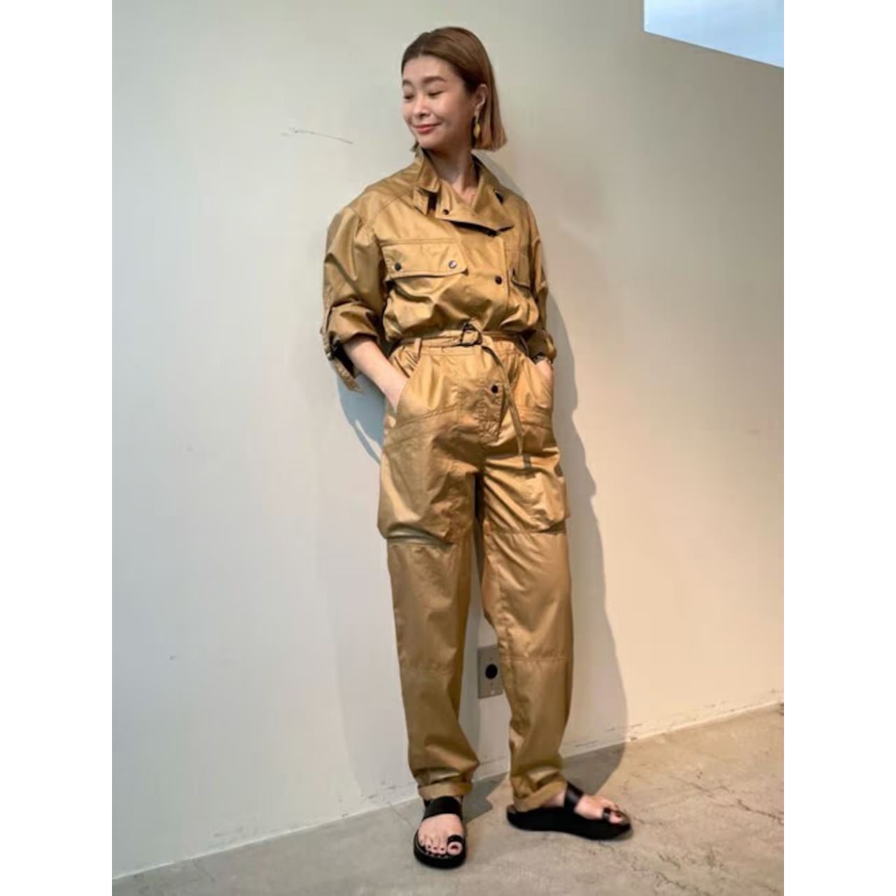 レディースのイザベルマランのバッグ・服のダサくないおしゃれなコーディネート例