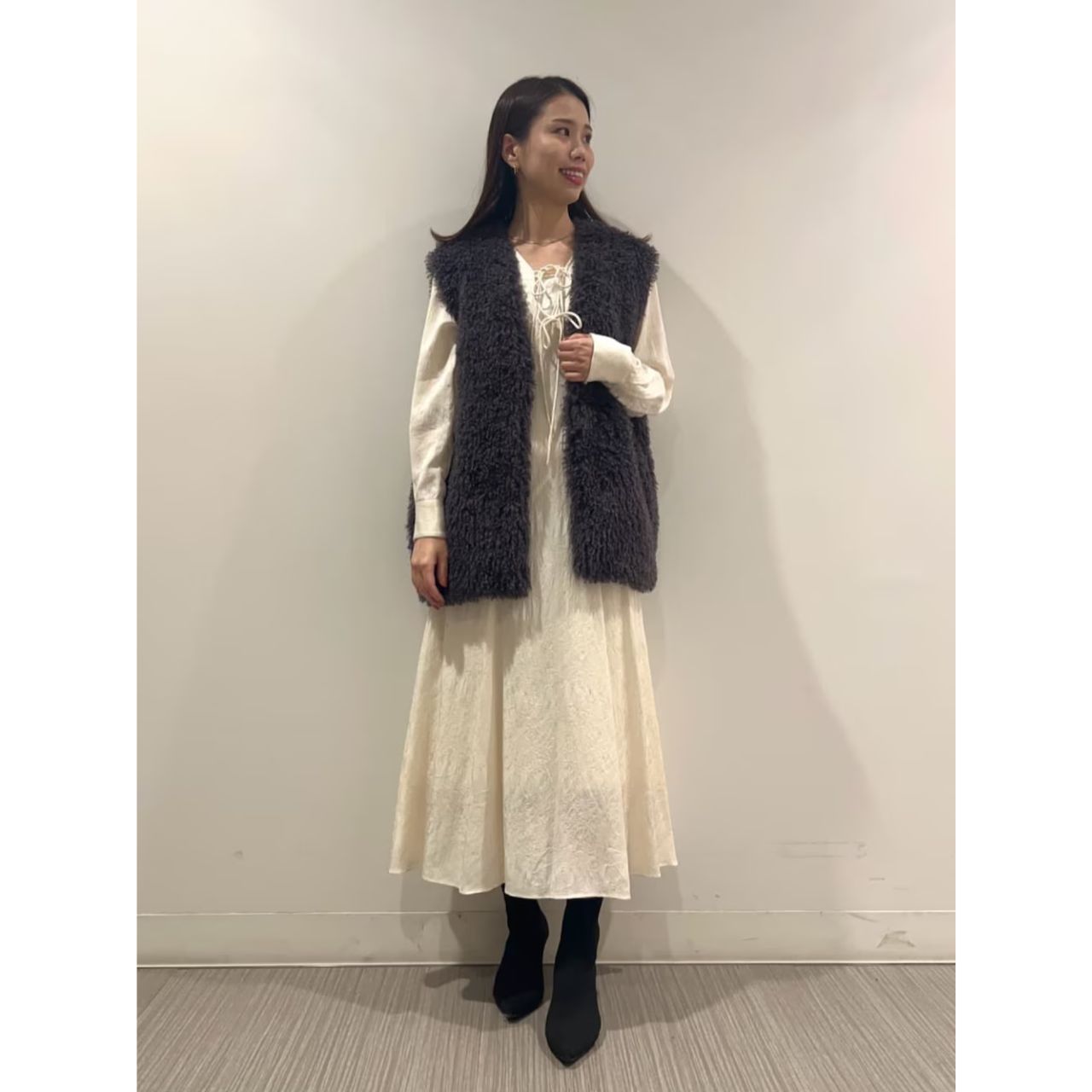 レディースのジルスチュアートの服のダサくないおしゃれなコーディネート例
