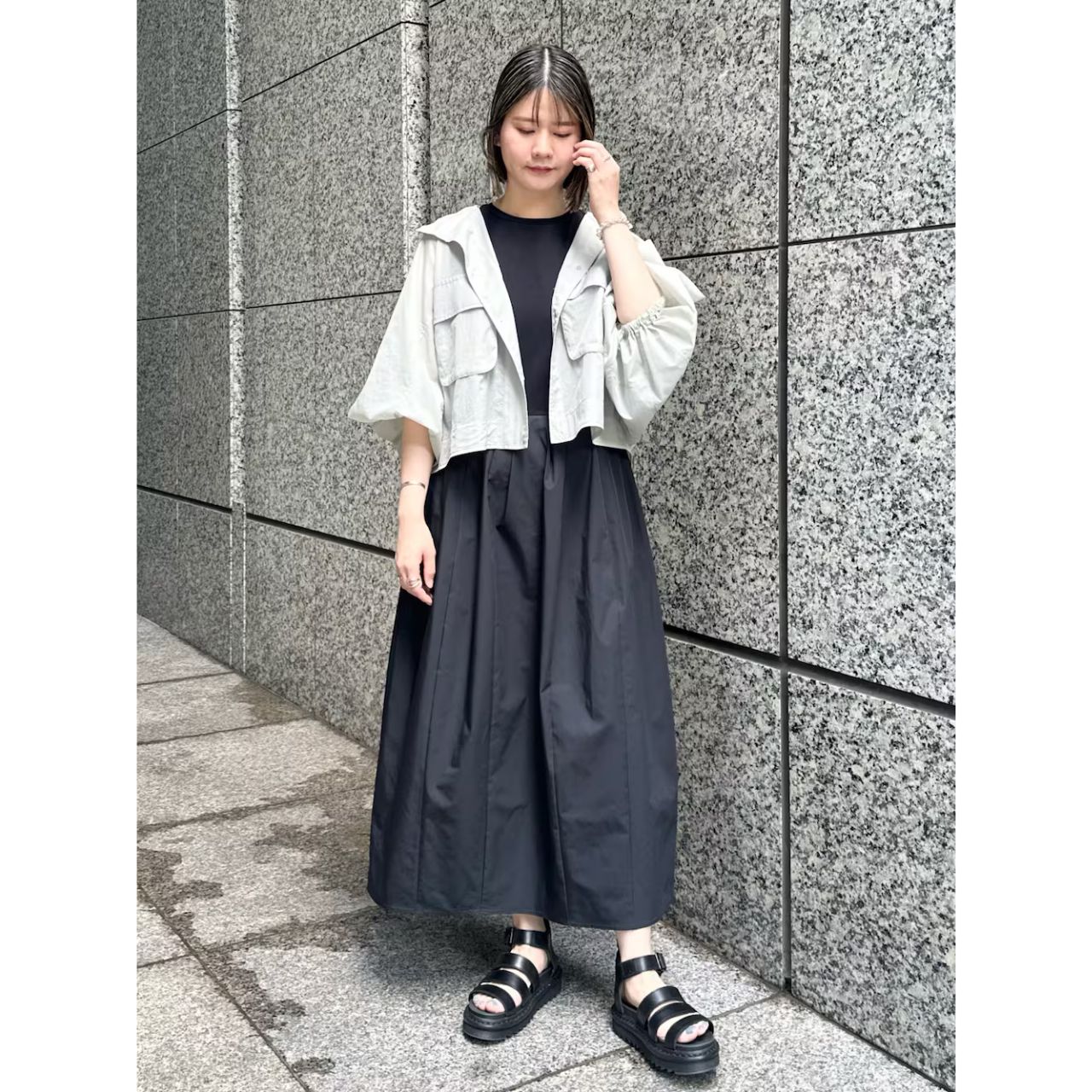 レディースのジルスチュアートの服のダサくないおしゃれなコーディネート例
