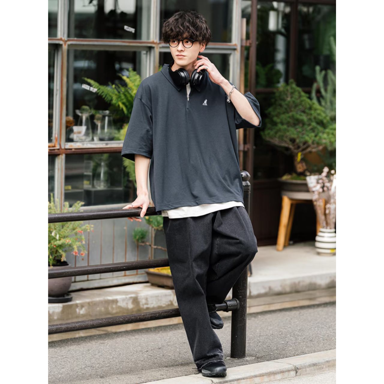 メンズのカンゴールのTシャツのダサくないおしゃれなコーディネート例