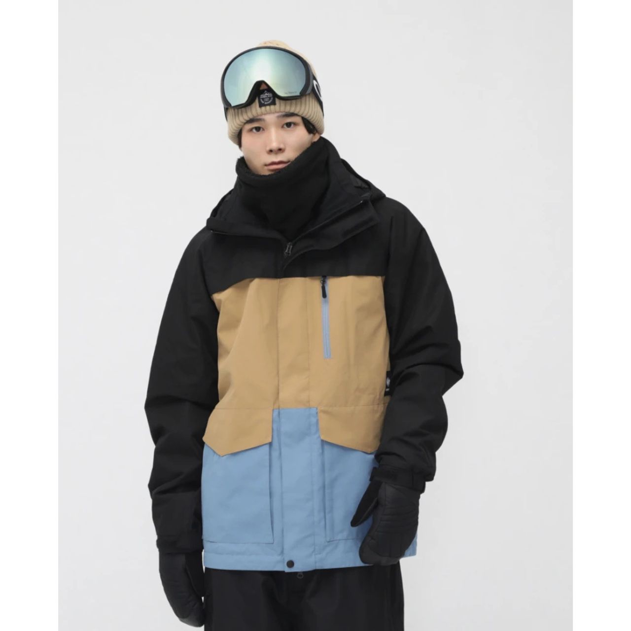 メンズのキスマークブランドの服のダサくないおしゃれなコーディネート例