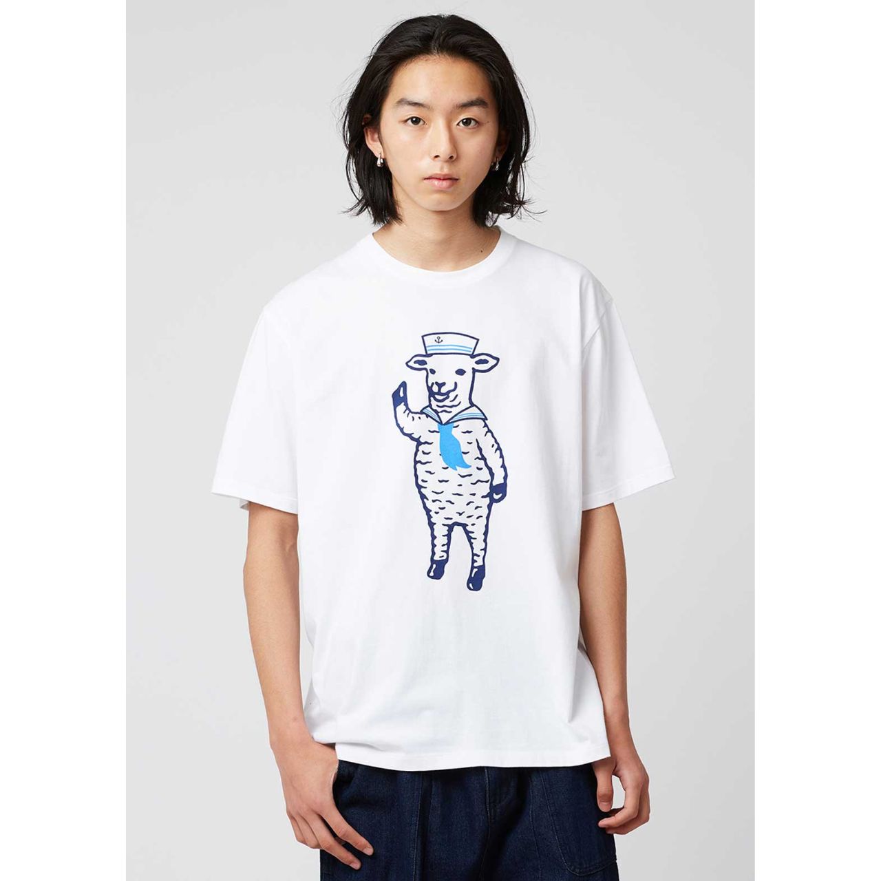 メンズのラムチョップのTシャツのダサくないおしゃれなコーディネート例