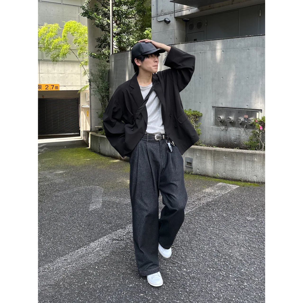 メンズのレザーキャップのダサくないおしゃれなコーディネート例