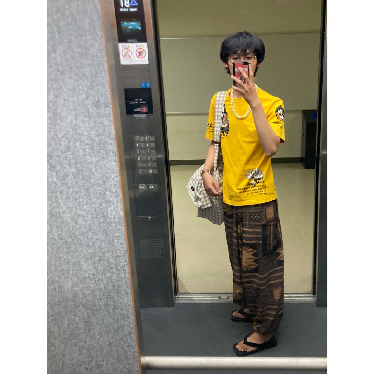 メンズのロングネックレスのダサくないおしゃれなコーディネート例
