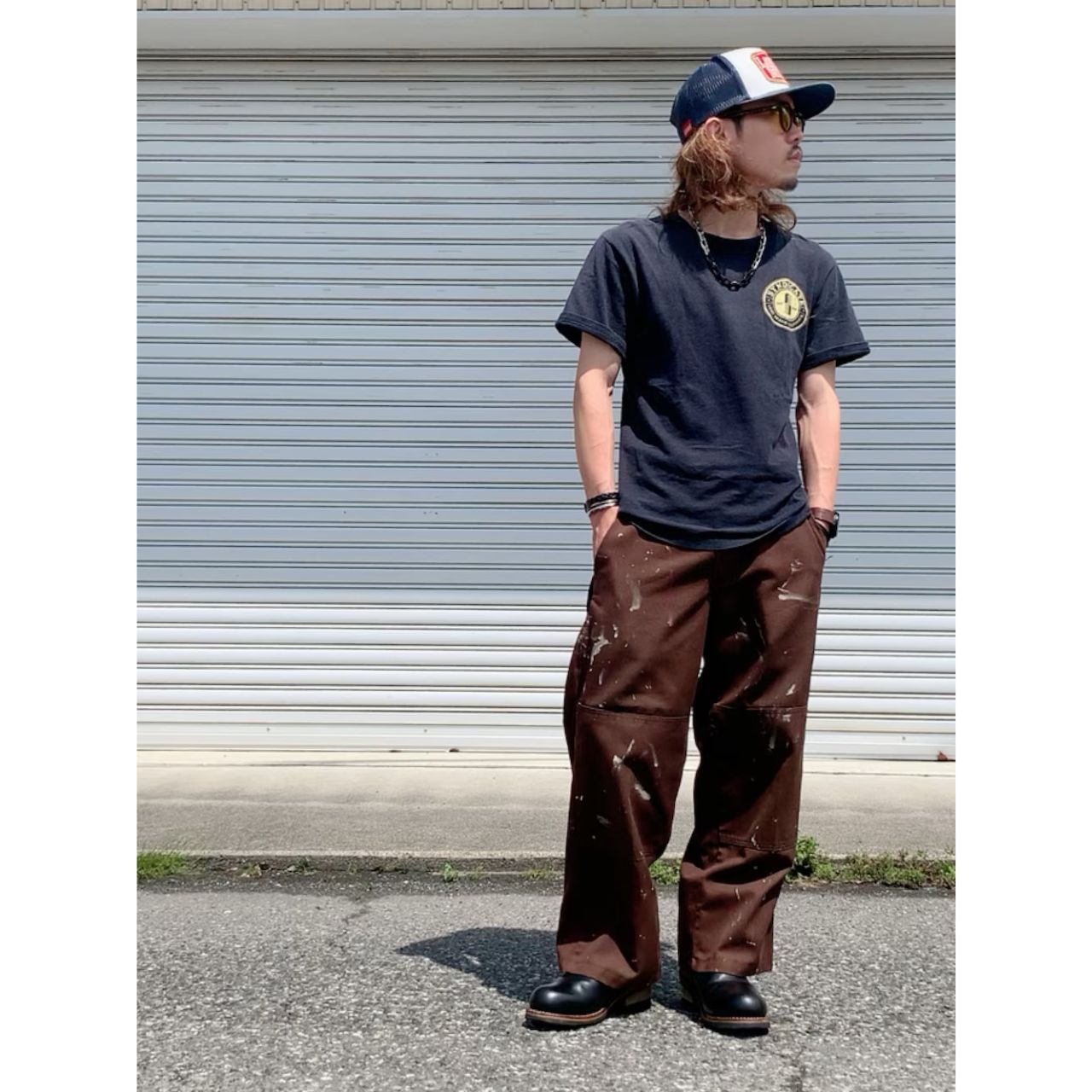 メンズのルイ･ヴィトンのネックレスのダサくないおしゃれなコーディネート例