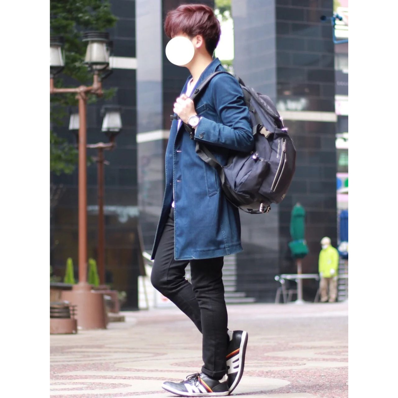 メンズのmobusのバッグのダサくないおしゃれなコーディネート例