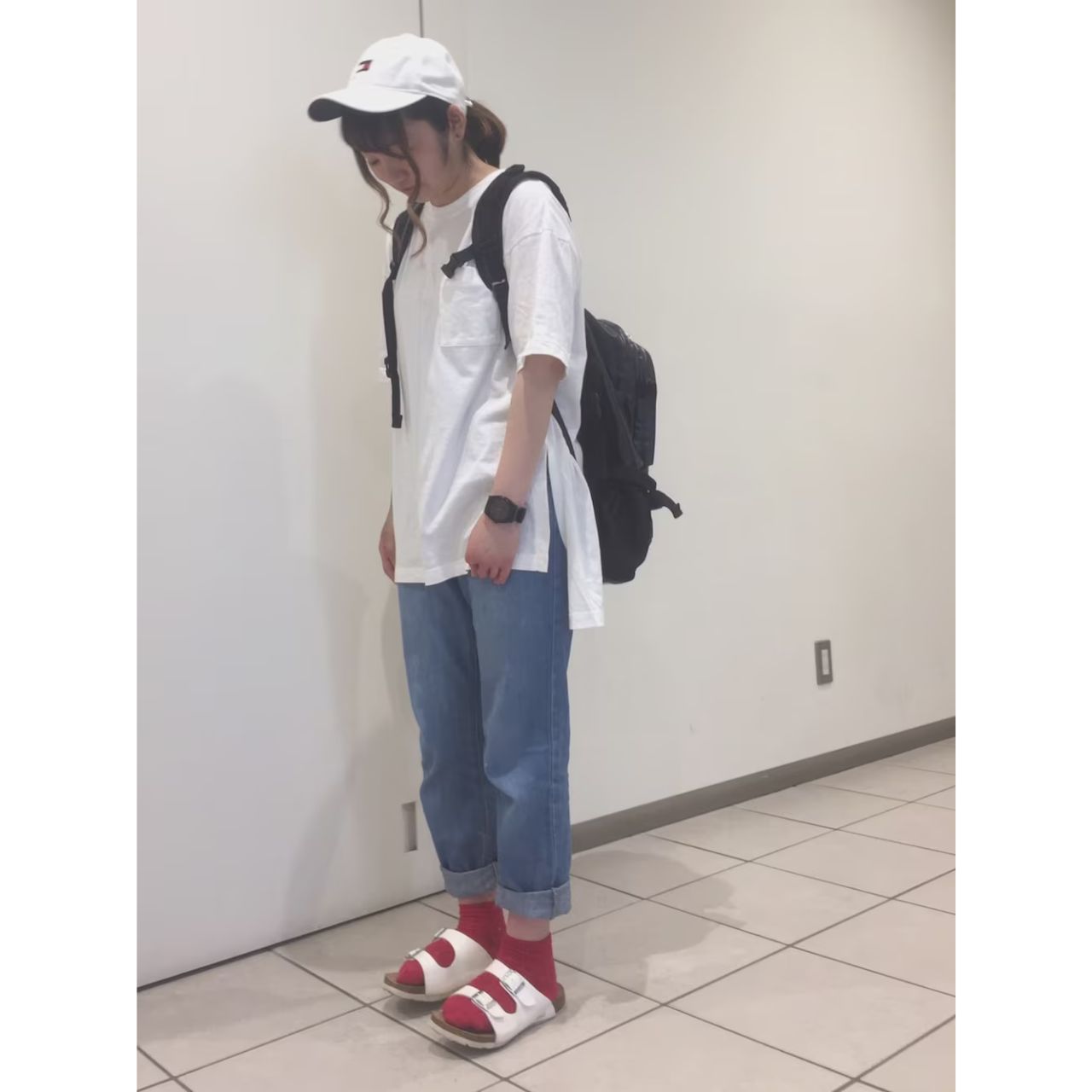 レディースのmobusのバッグのダサくないおしゃれなコーディネート例