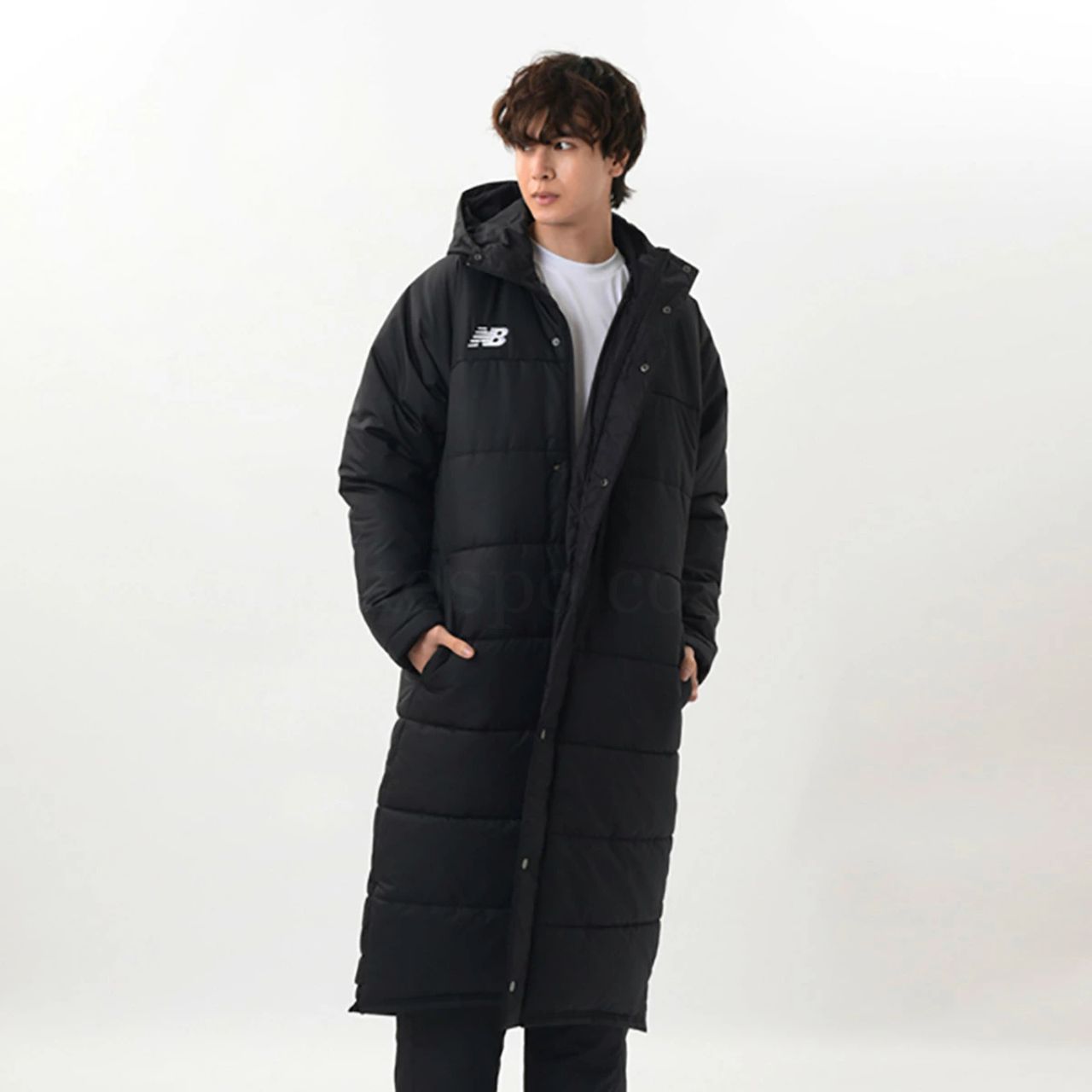 メンズのニューバランスの服のダサくないおしゃれなコーディネート例
