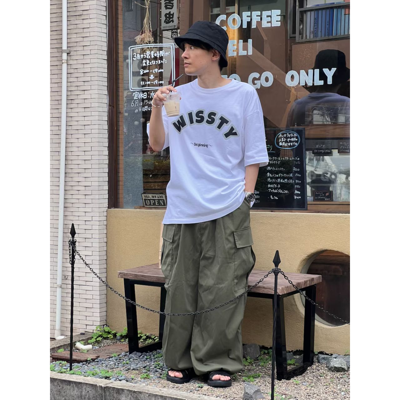 メンズのオメガ デビルのダサくないおしゃれなコーディネート例
