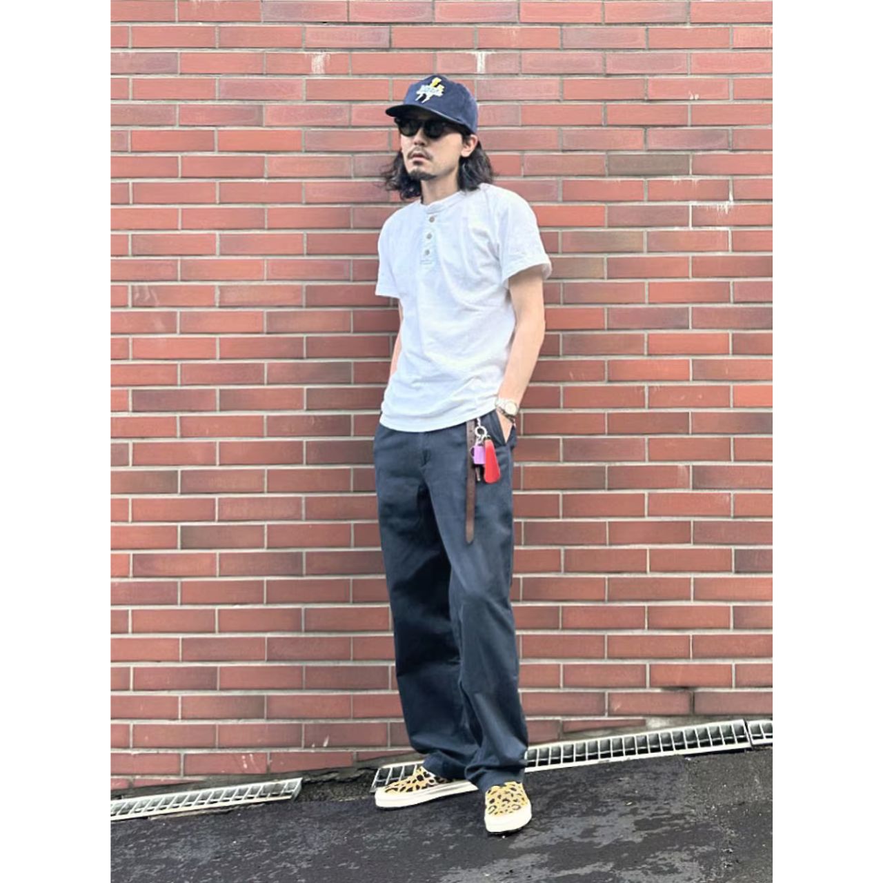 メンズのオメガ デビルのダサくないおしゃれなコーディネート例