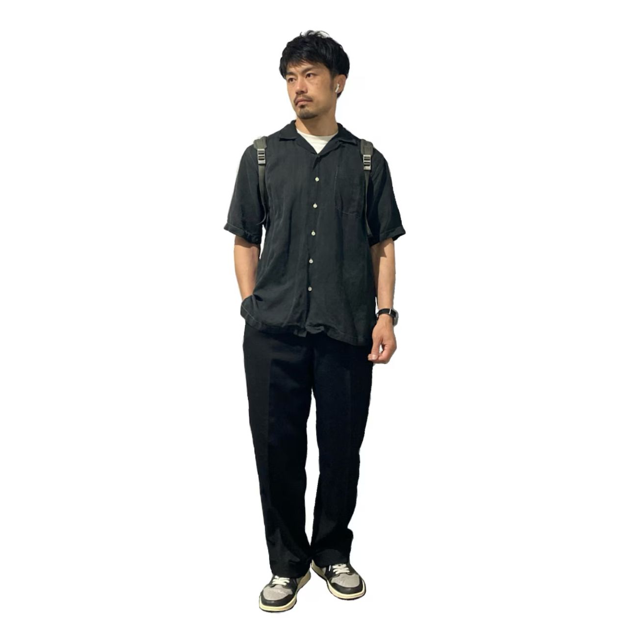メンズのオメガのクォーツのダサくないおしゃれなコーディネート例
