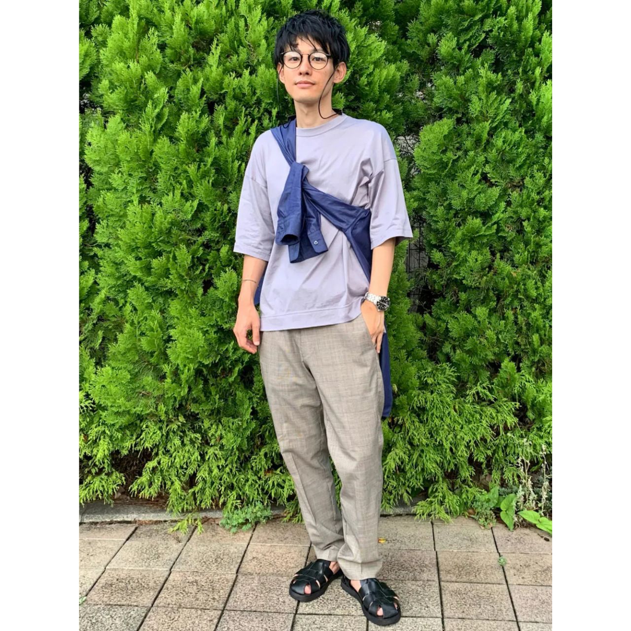 メンズのオメガのクォーツのダサくないおしゃれなコーディネート例

