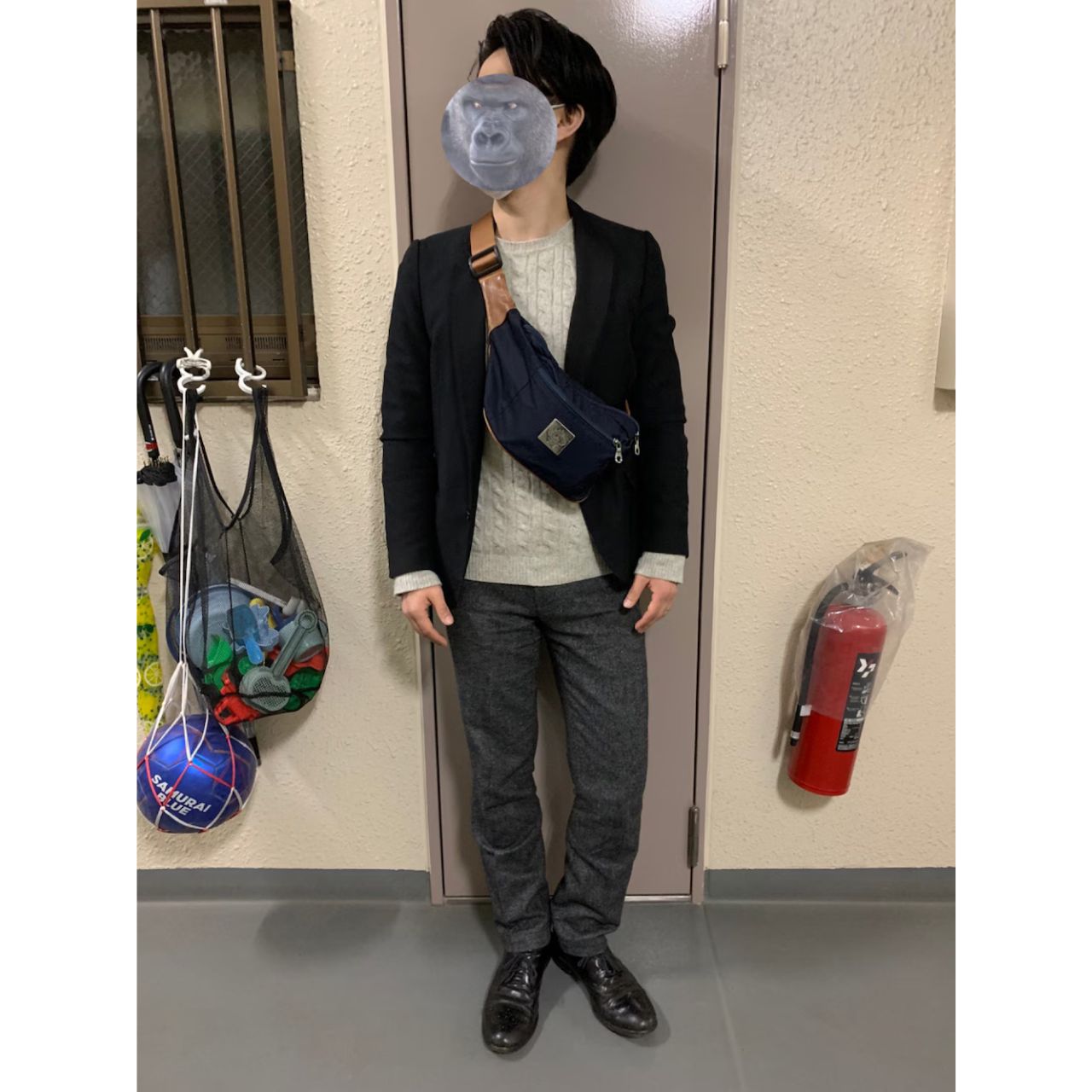 ︎メンズのオロビアンコのボディバッグのダサくないおしゃれなコーディネート例