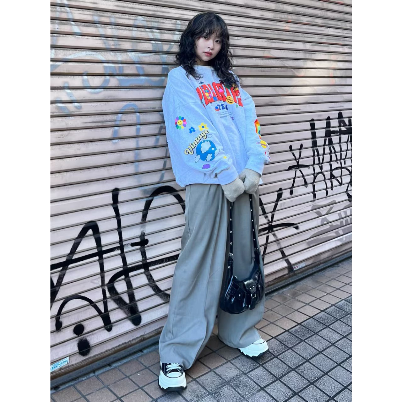 レディースのパラグラフの服のダサくないおしゃれなコーディネート例
