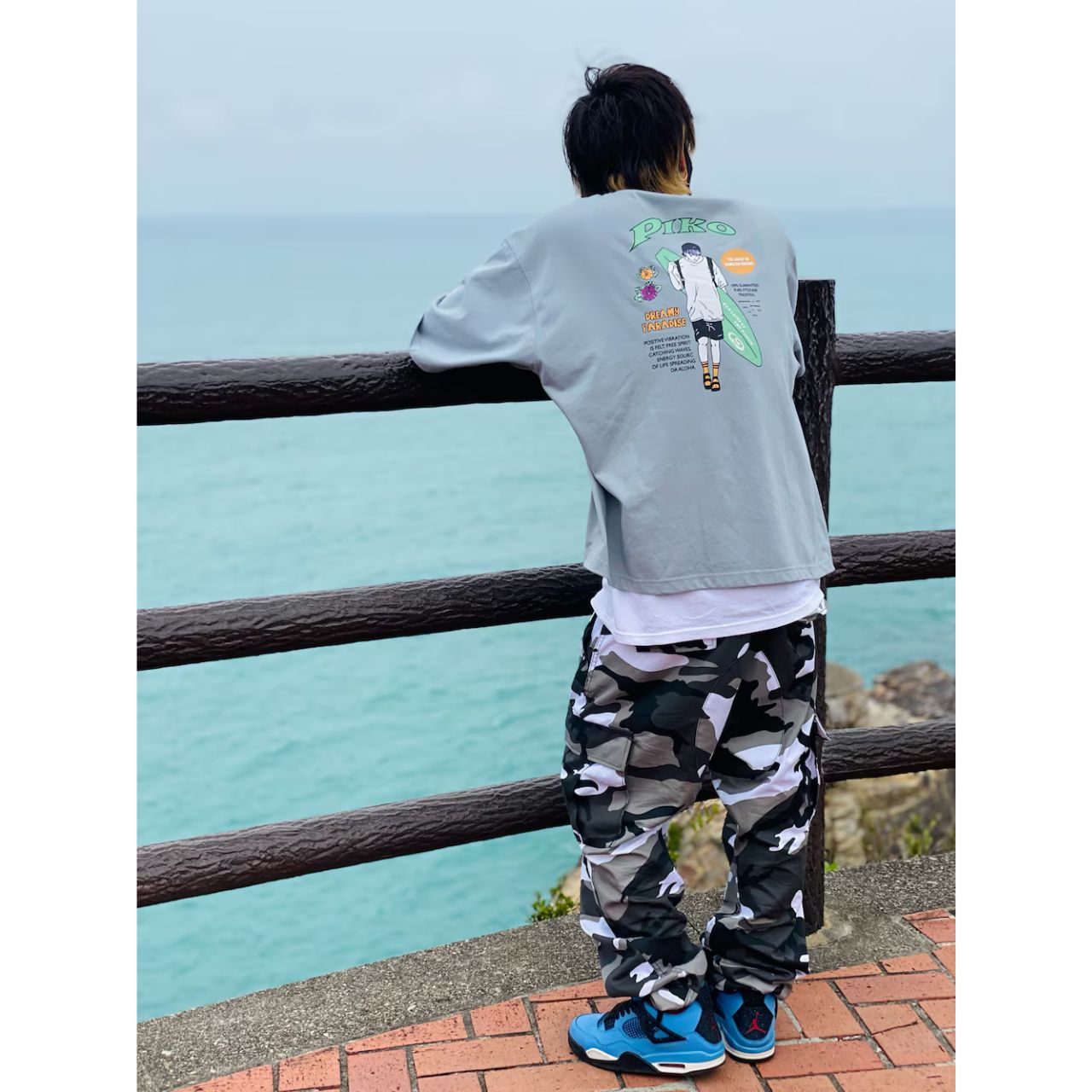 メンズのpikoのtシャツのダサくないおしゃれなコーディネート例
