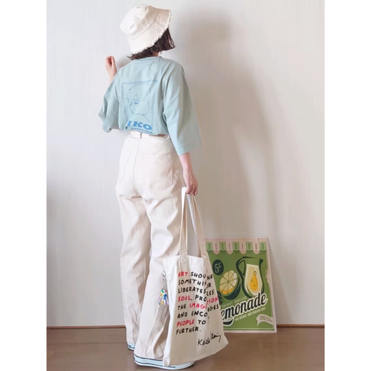 レディースのpikoのtシャツのダサくないおしゃれなコーディネート例
