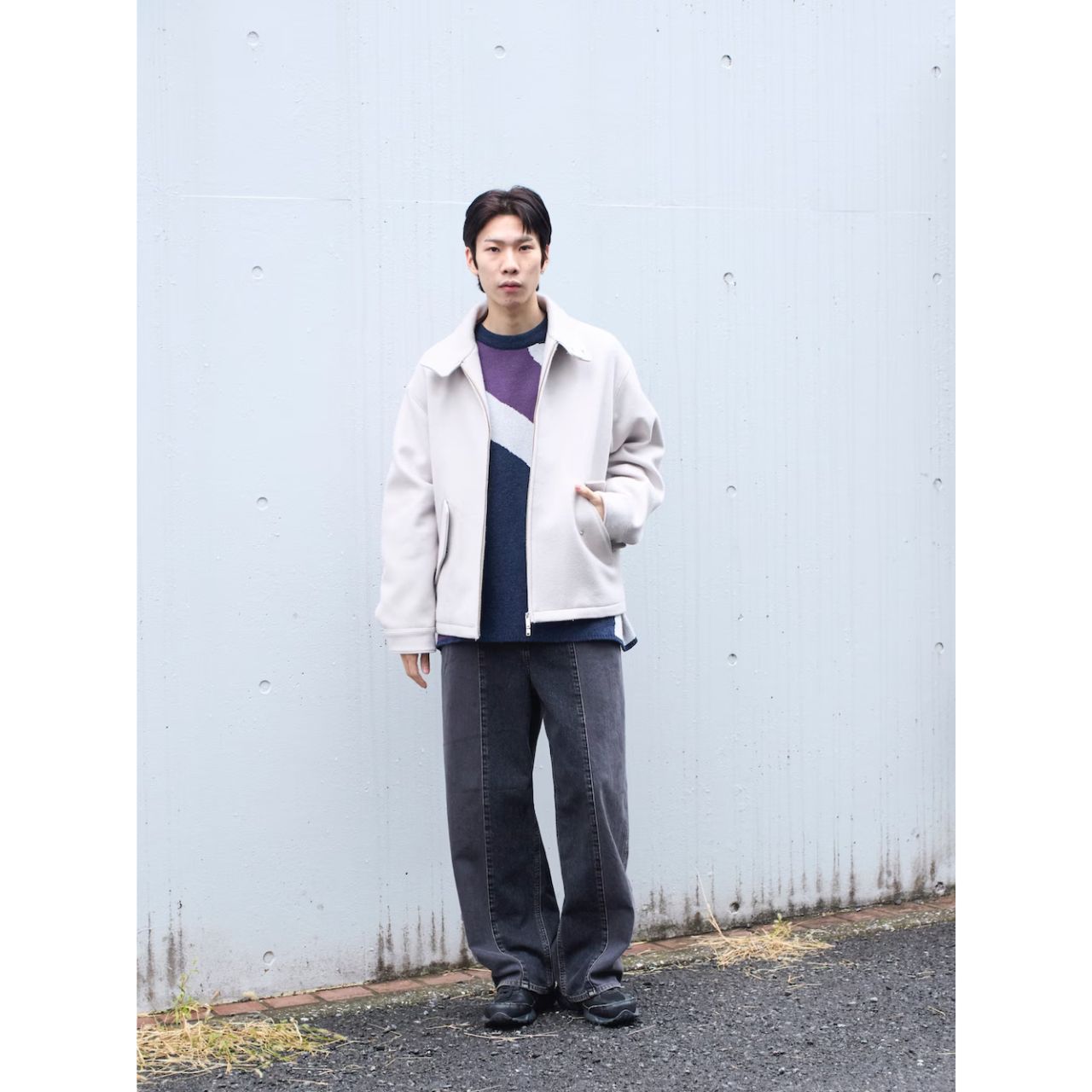 メンズのステュディオスの服のおしゃれなコーディネート例