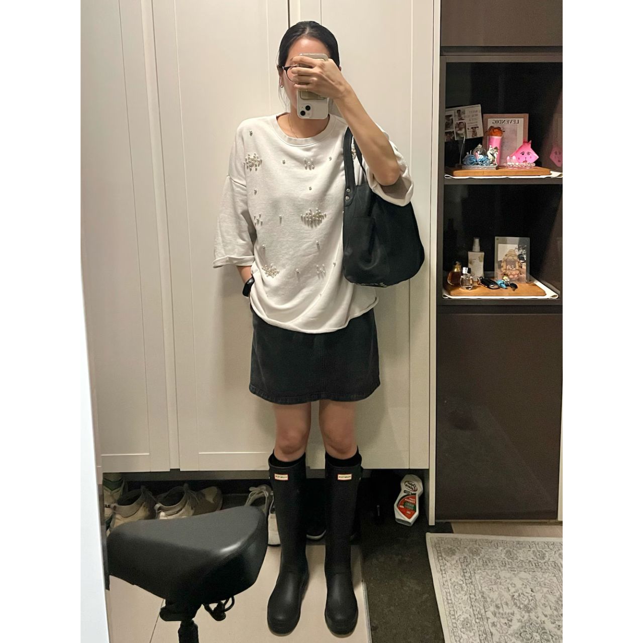 レディースのトレのバッグのダサくないおしゃれなコーディネート例