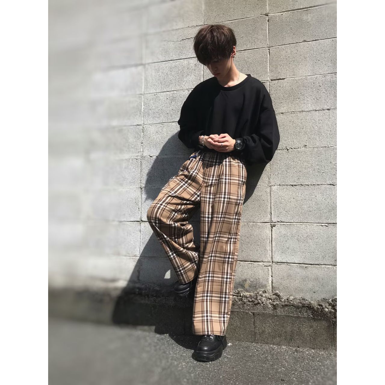メンズの大学生でG-SHOCKのダサくないおしゃれなコーディネート例