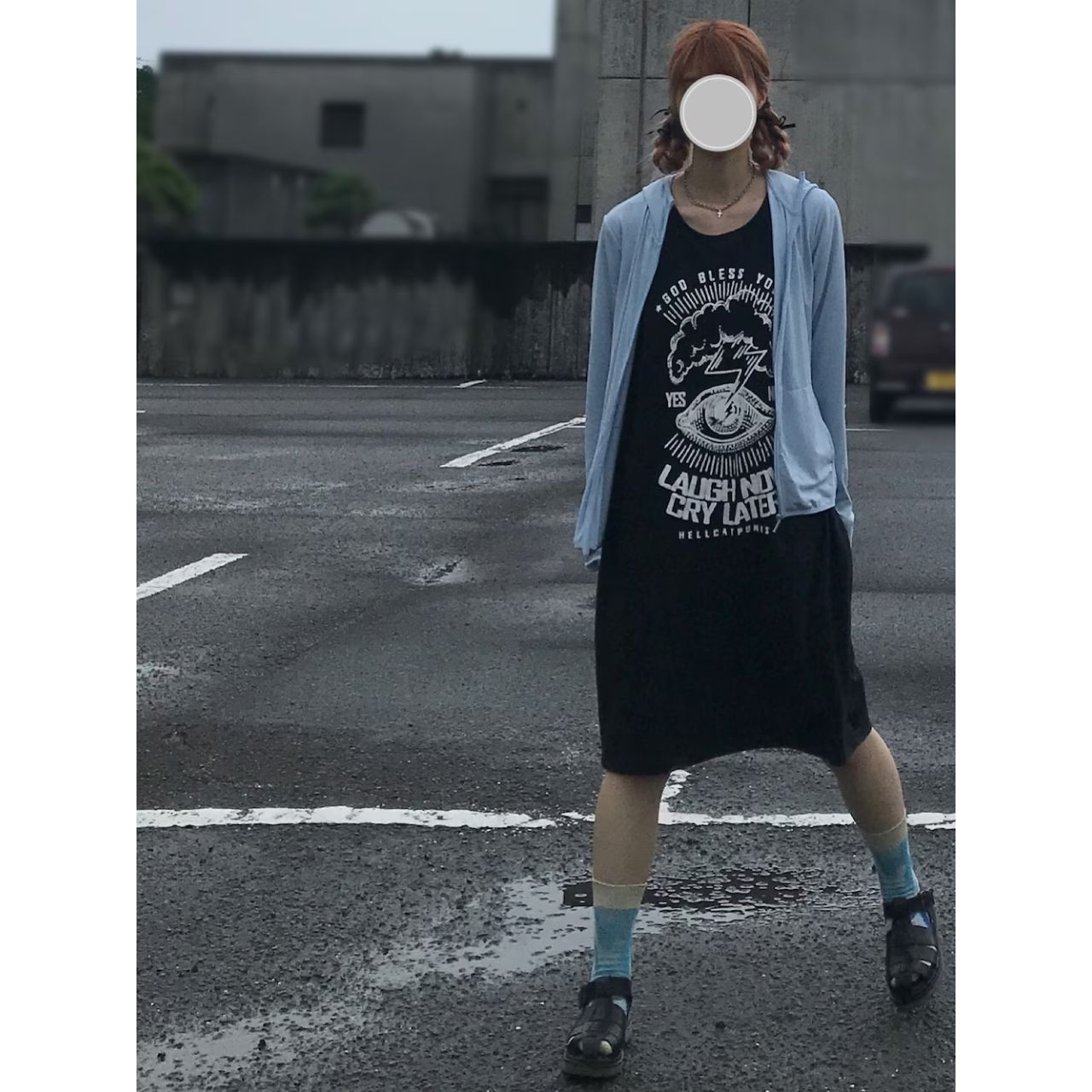 レディースのUVカットパーカーのダサくないおしゃれなコーディネート例
