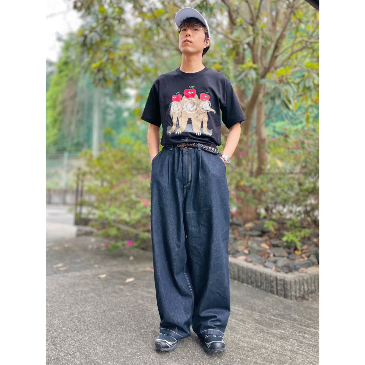 メンズの白キャップのダサくないおしゃれなコーディネート例