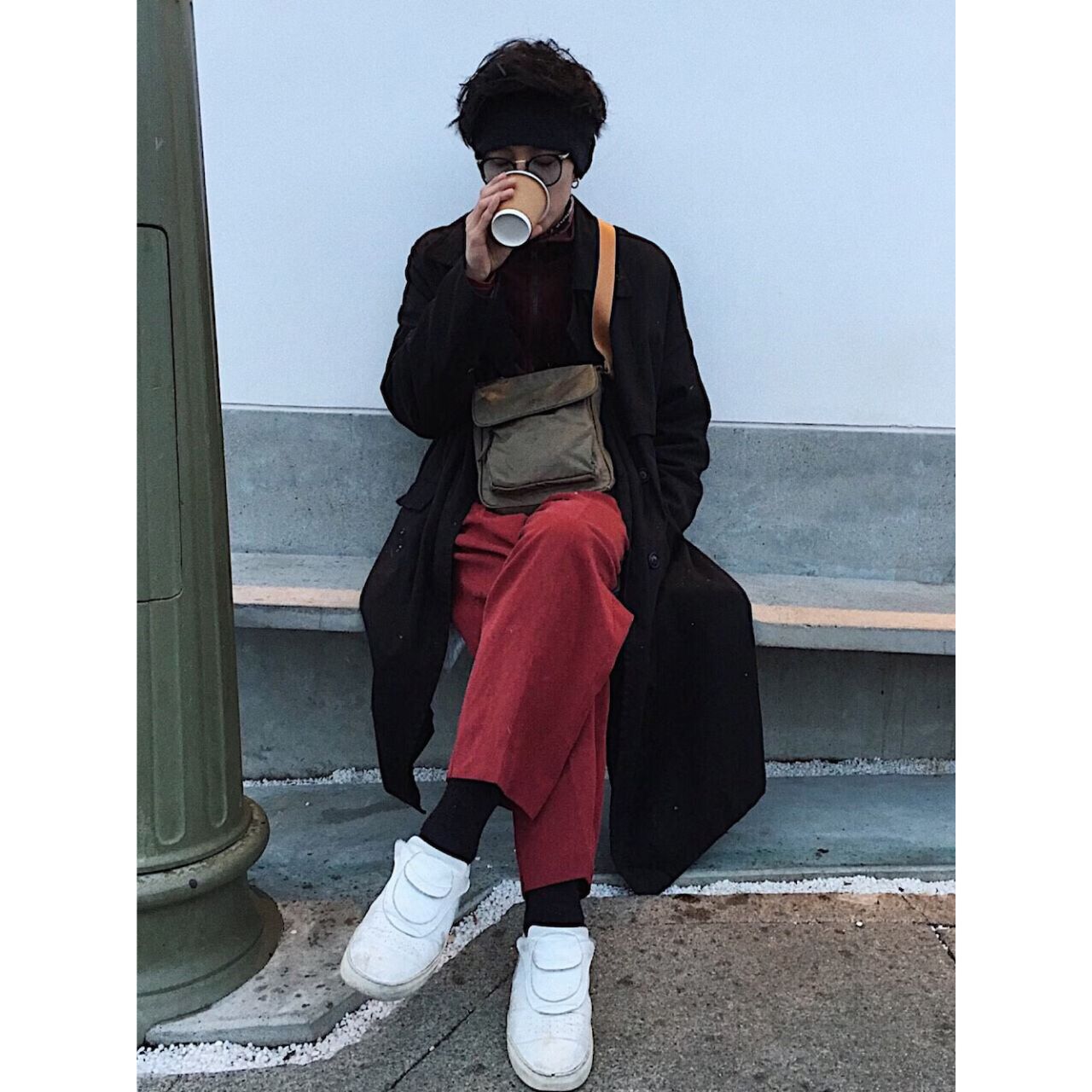メンズのイザックのバッグのダサくないおしゃれなコーディネート例
